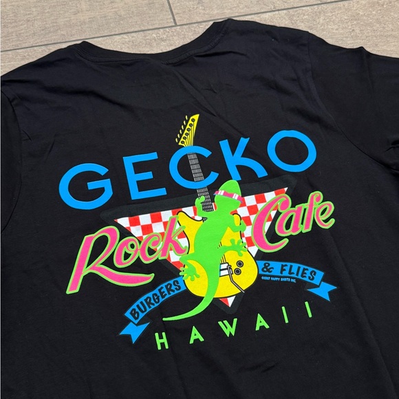 Gecko Hawaii “Burger and Flies” T-Shirt - Picture 8 of 8